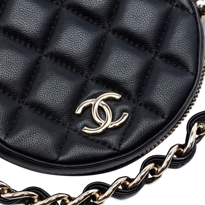 CC Quilted Lambskin Round Chain Around Clutch With Chain - Image 5