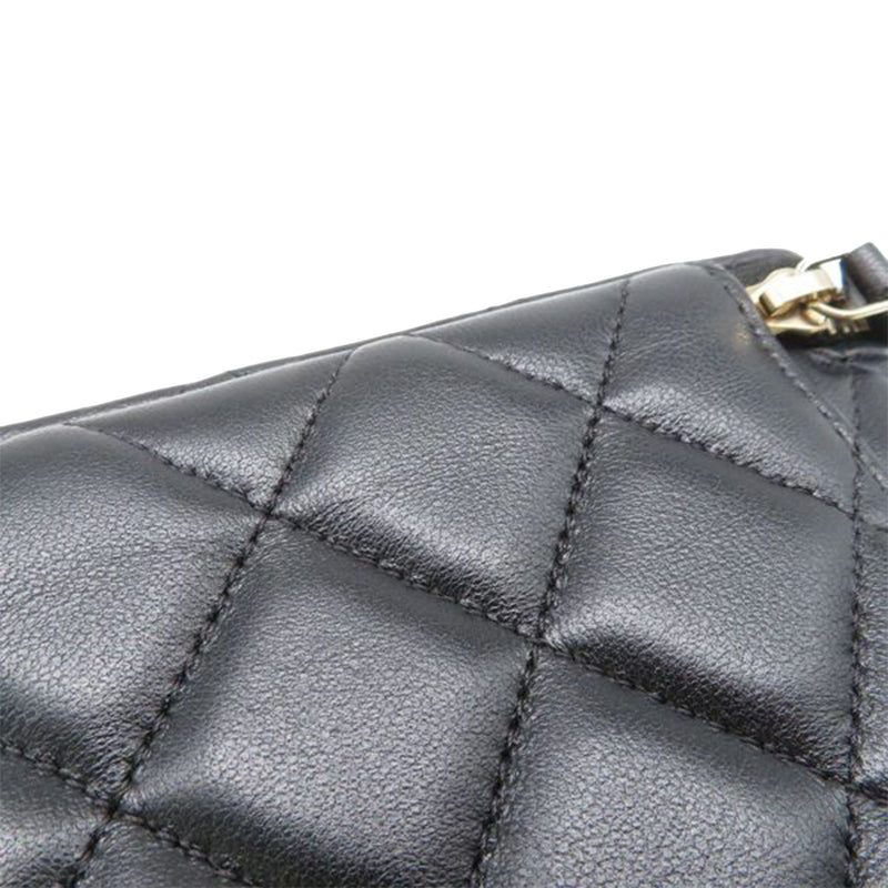 Small Quilted Lambskin Coco Casino Vanity Case With Chain - Image 9