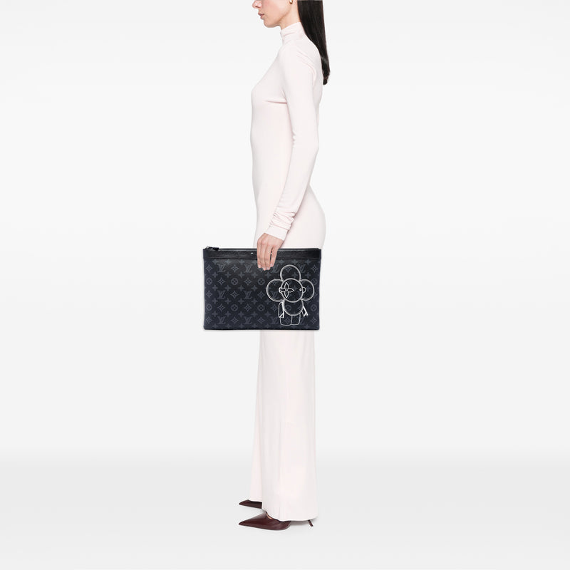 Monogram Eclipse Vivienne Apollo Pochette GM - Image 6