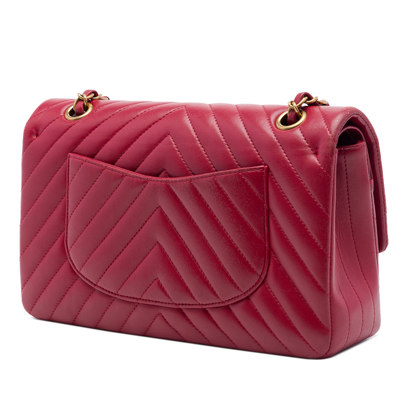 Medium Classic Chevron Lambskin Double Flap - Image 2