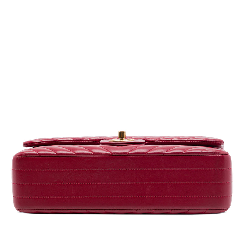 Medium Classic Chevron Lambskin Double Flap - Image 3