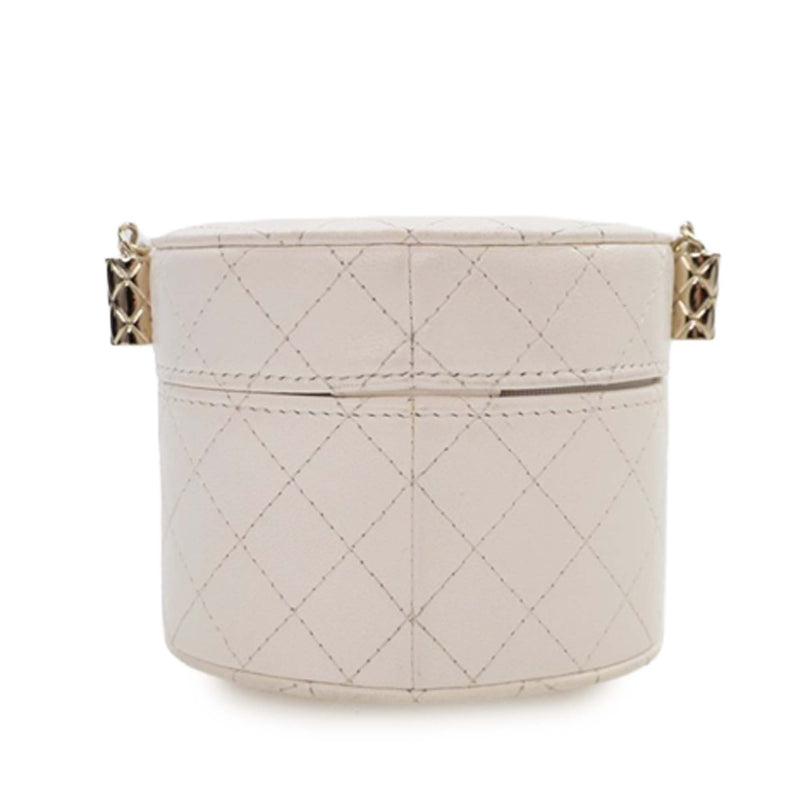 Mini Quilted Lambskin CC Allure Vanity Case - Image 4