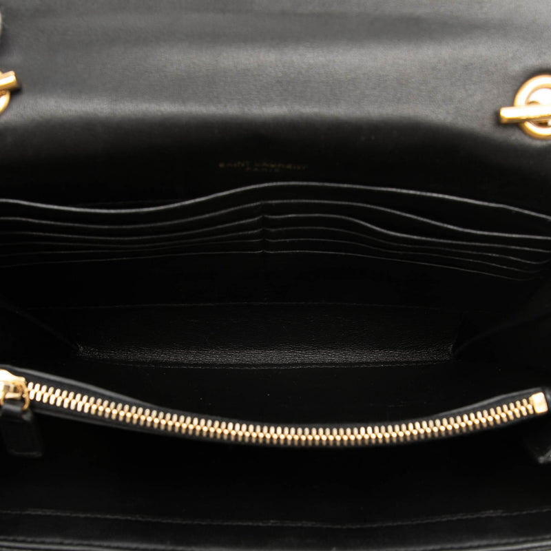 Matelasse Lambskin Monogram Vicky Chain Wallet - Image 4