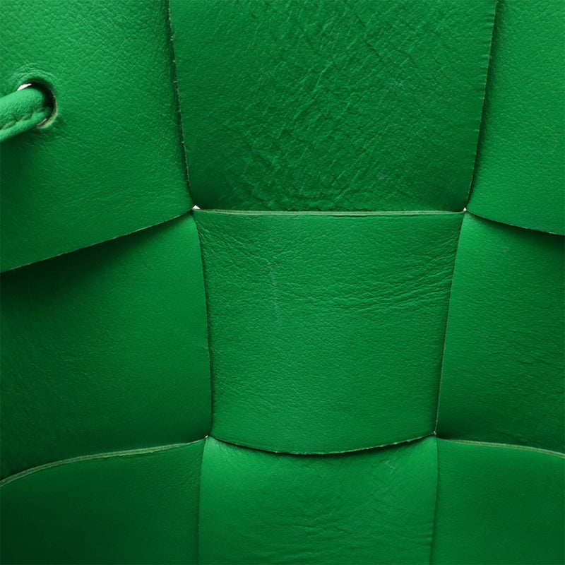Small Nappa Maxi Intrecciato Cassette Bucket Bag - Image 5