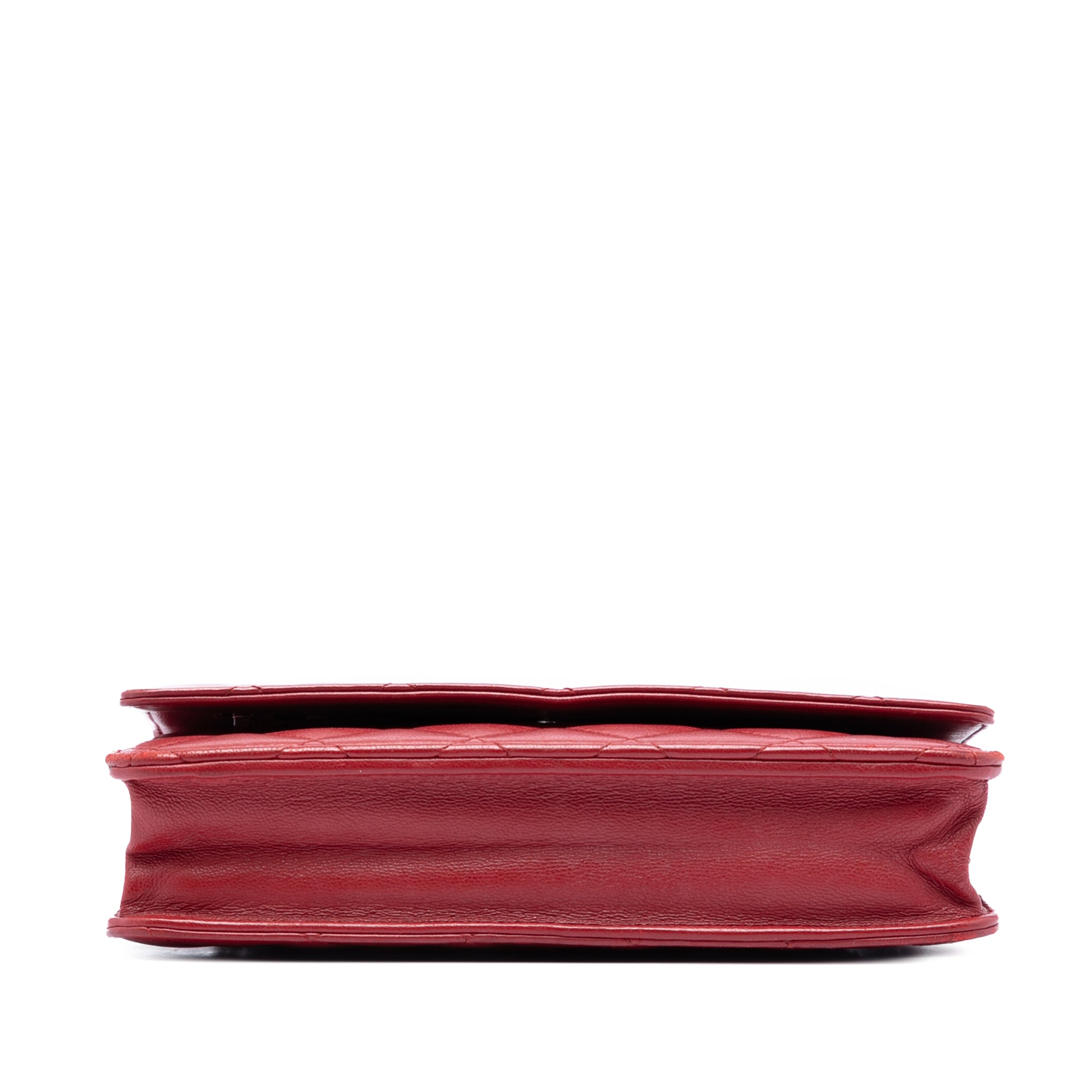 CC Quilted Lambskin Wallet on Chain - Image 3