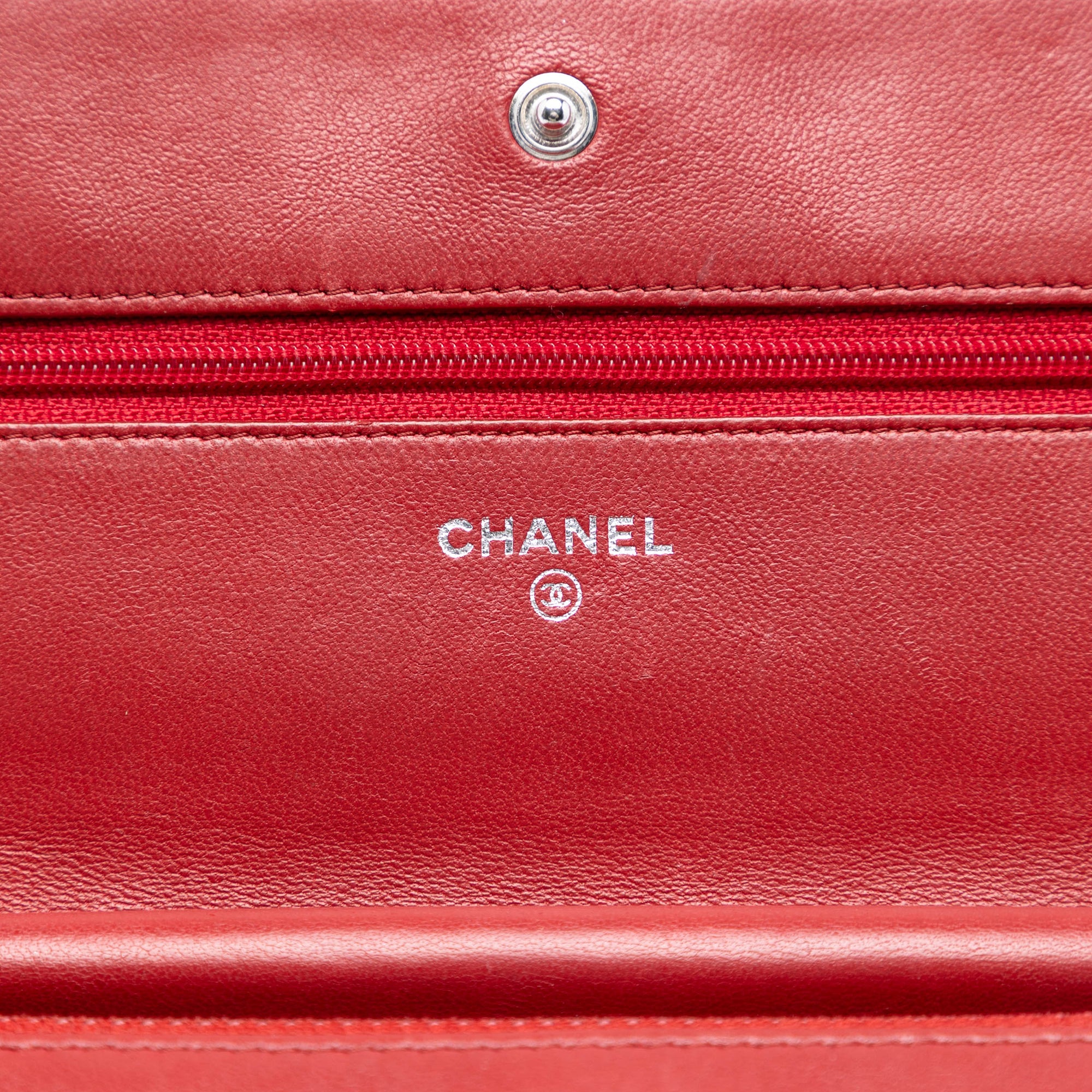 CC Quilted Lambskin Wallet on Chain - Image 5