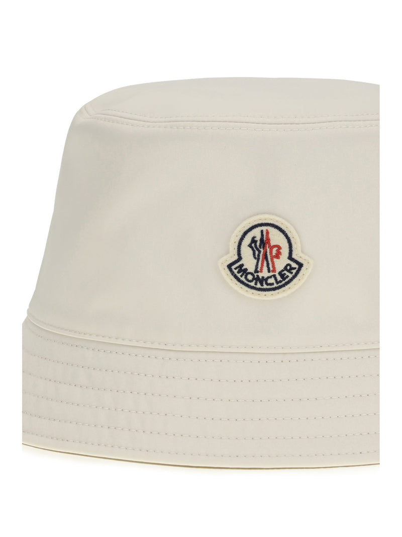 Moncler L10933b0002254a1k Bucket Hat — White Polyester