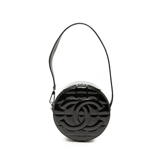 CC Choco Bar Patent Round Shoulder Bag - Image 1