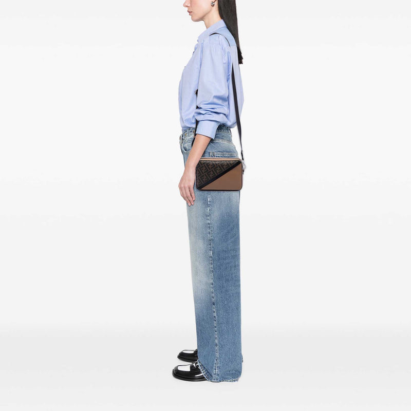 Zucca Coated Canvas Diagonal Camera Bag - Image 7
