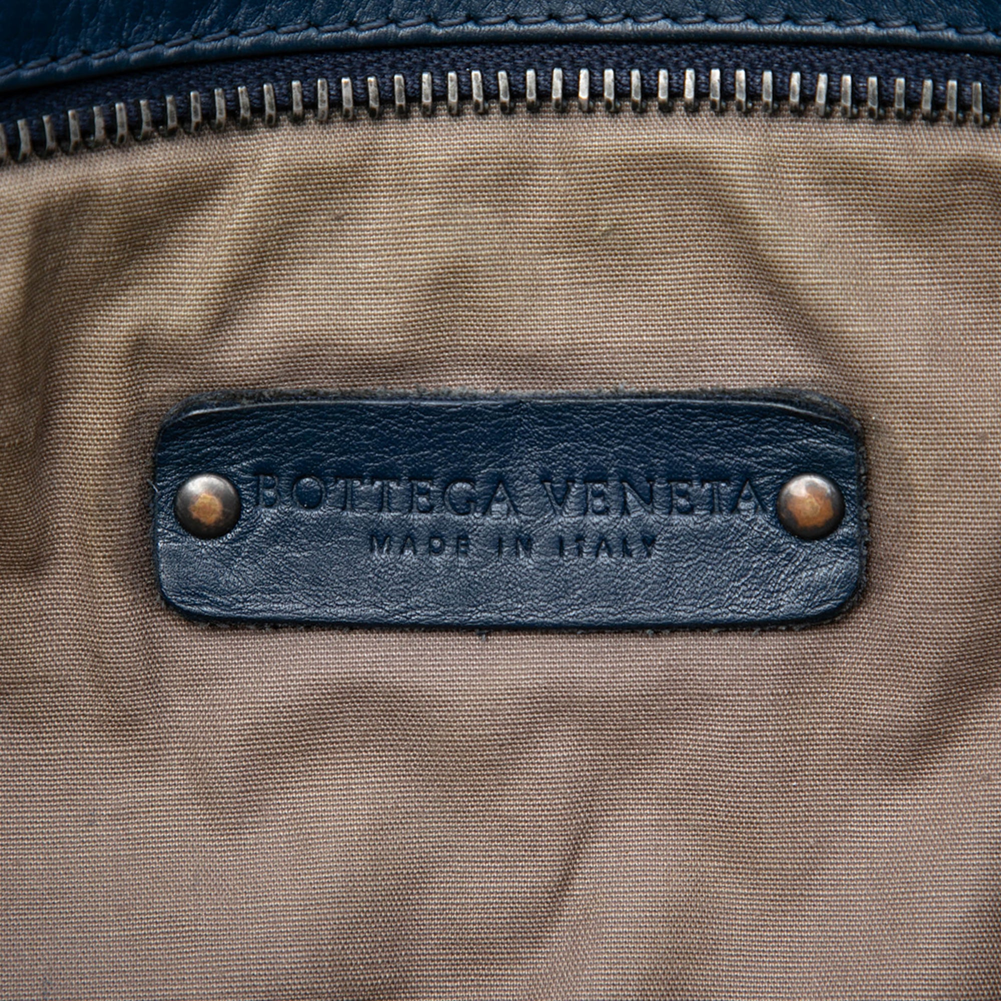 Nappa Intrecciato VN Crossbody - Image 5