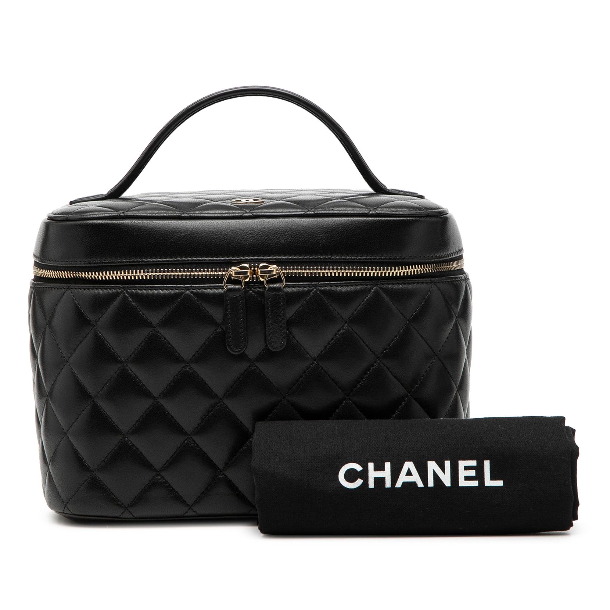 CC Quilted Lambskin Vanity Bag - Image 8