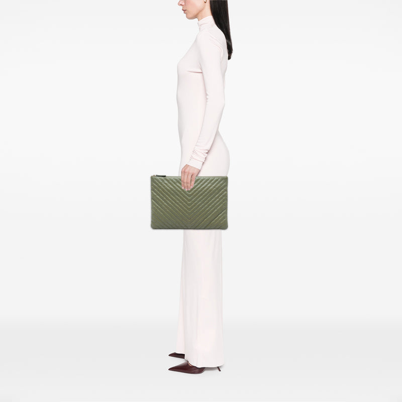 Large CC Chevron Calfskin O Case Clutch - Image 5