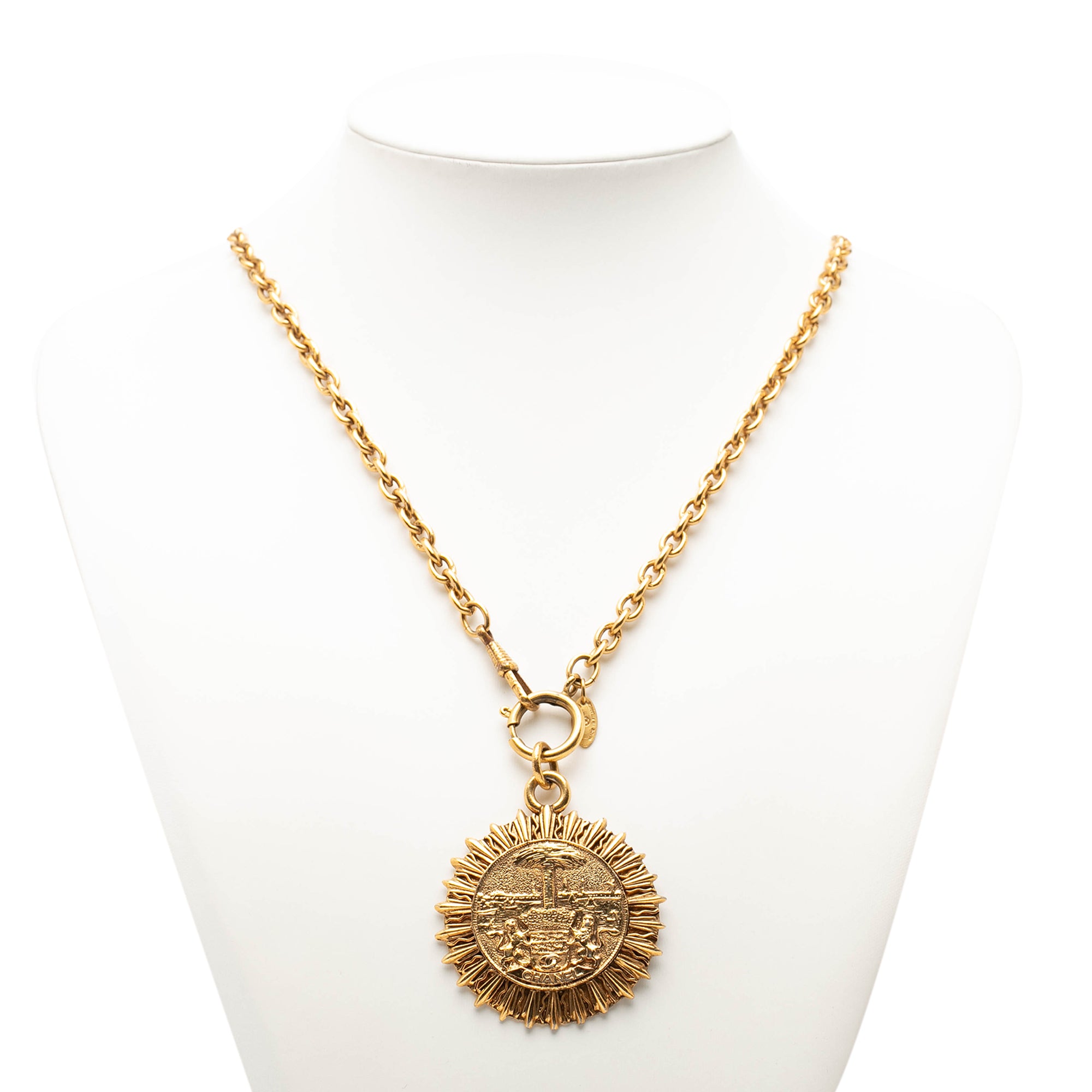 Gold Plated Medallion Coat of Arms Sunburst Pendant Necklace - Image 6