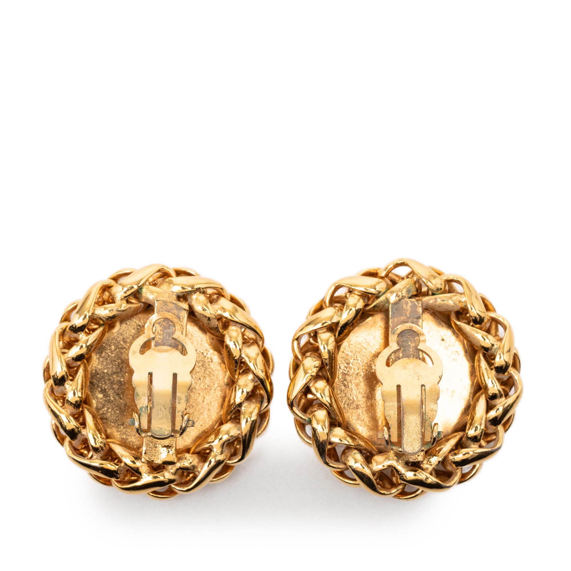 CC Gold Plated Wheat Medallion Clip On Earrings - Image 2