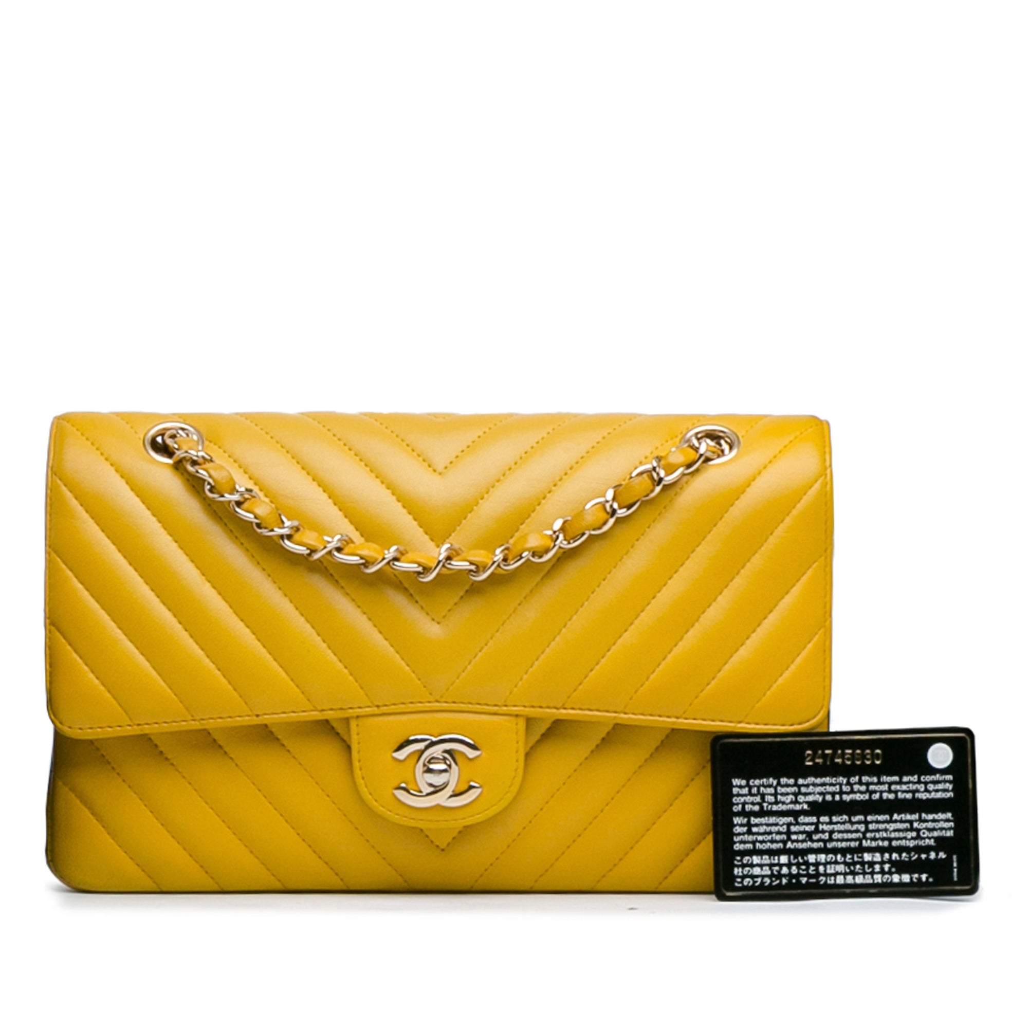 Medium Classic Chevron Lambskin Double Flap - Image 10