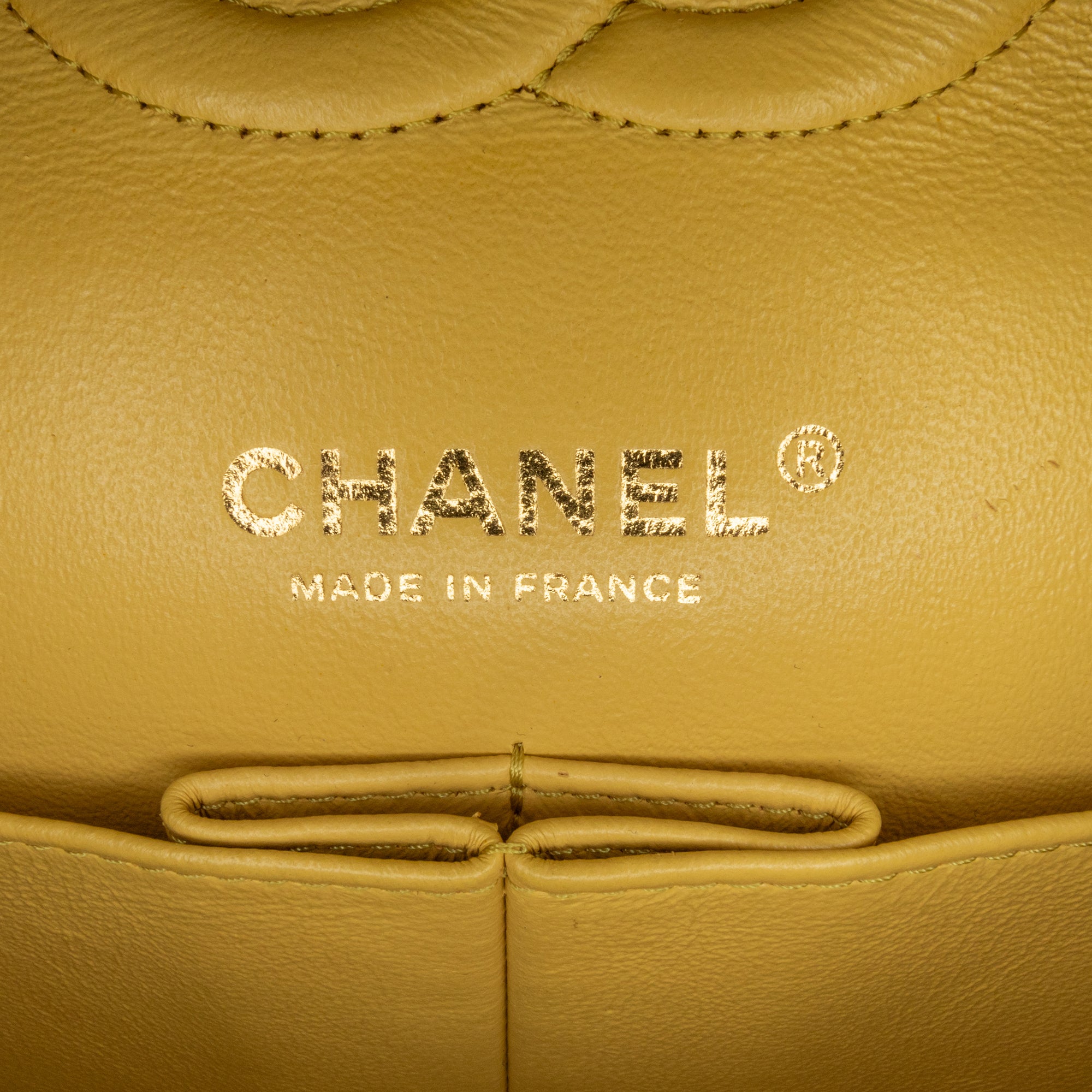 Medium Classic Chevron Lambskin Double Flap - Image 5