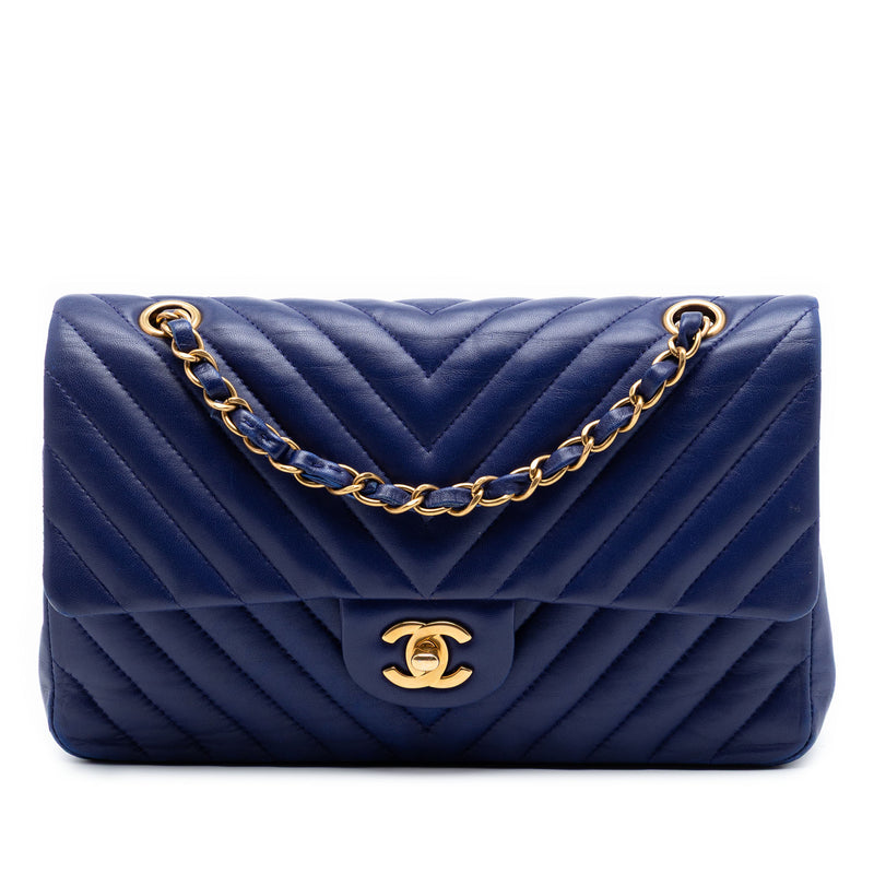 Medium Classic Chevron Lambskin Double Flap