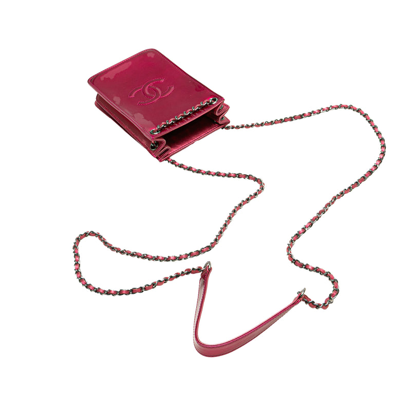 CC Patent Phone Holder Crossbody - Image 10