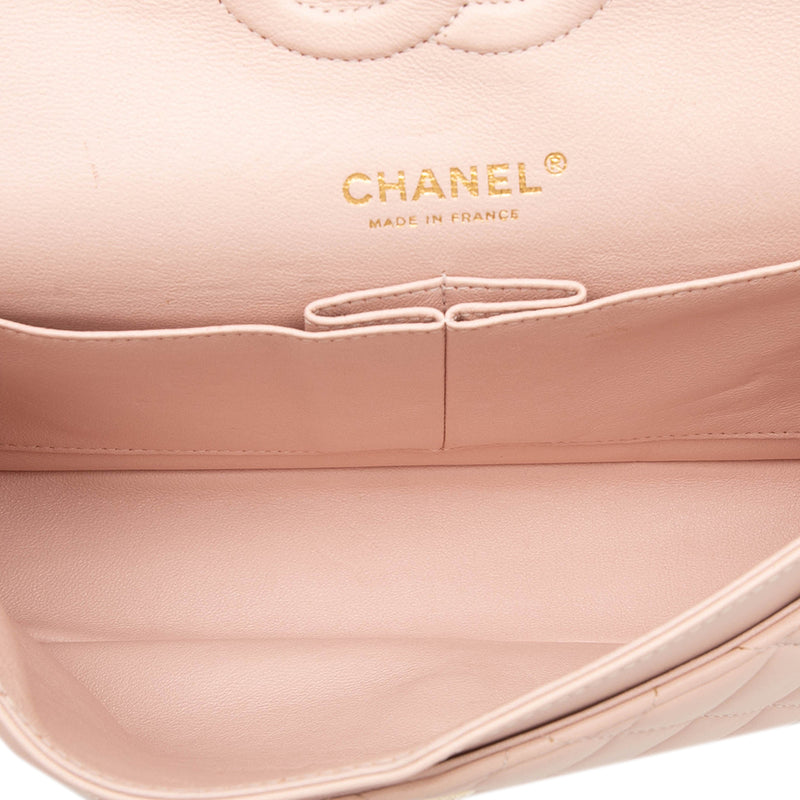 Medium Classic Lambskin Double Flap - Image 4