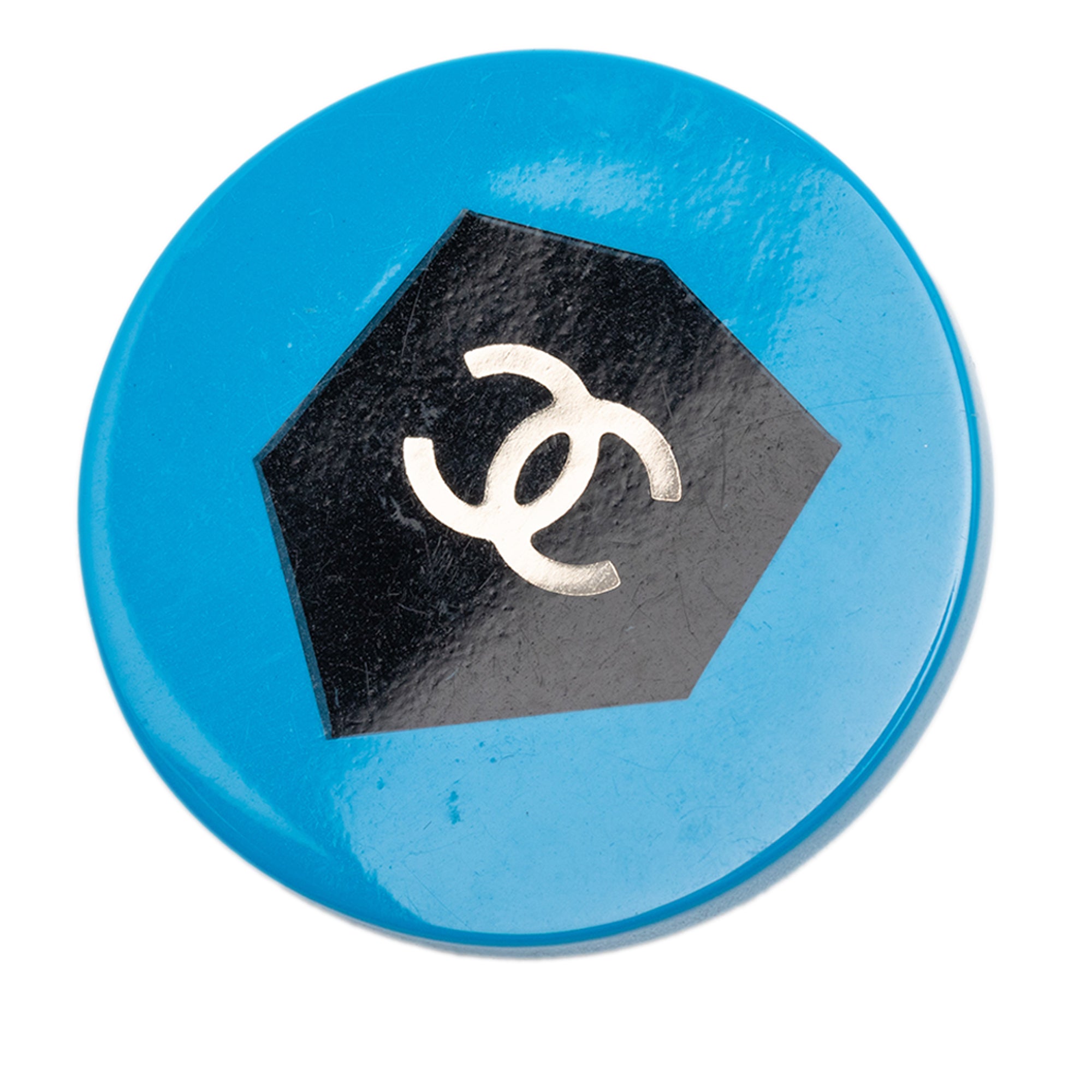CC Bicolor Resin Shield Round Brooch - Image 1