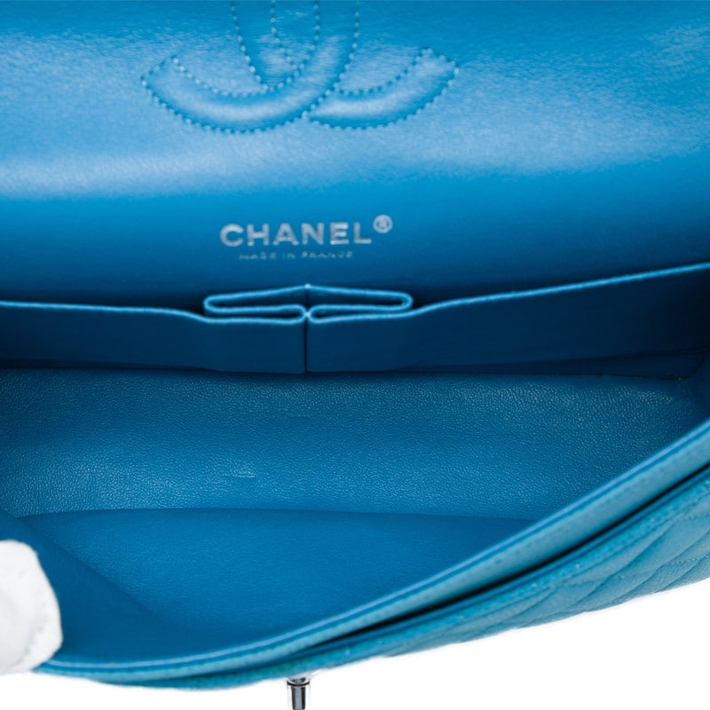 Medium Classic Caviar Double Flap - Image 4