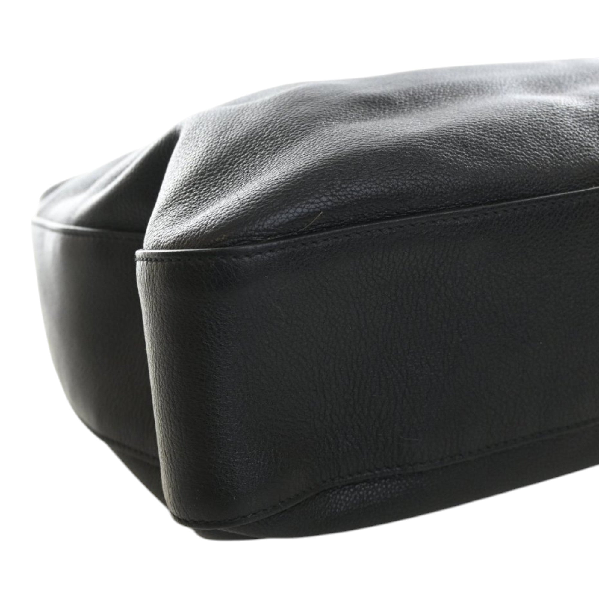Vitello Corsica Pocket Hobo - Image 11