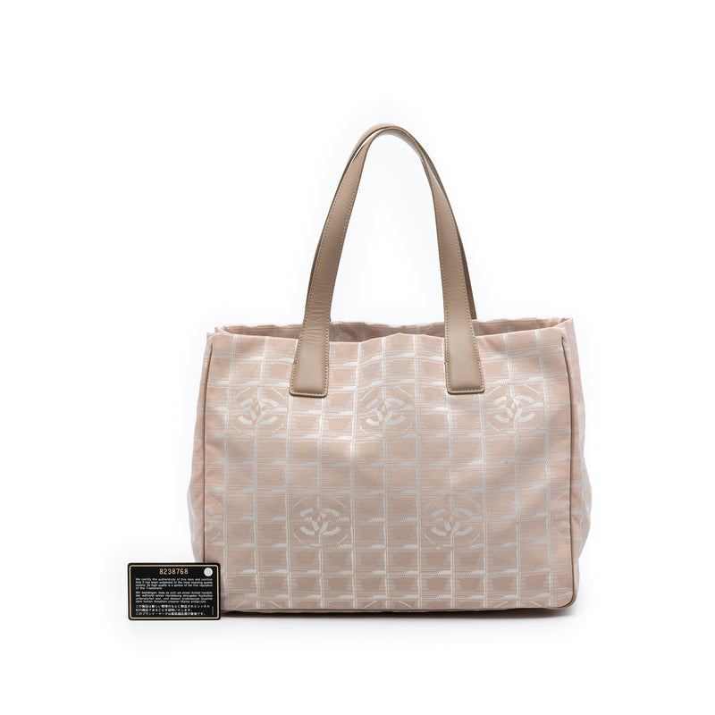 New Travel Line Nylon Tote - Image 8