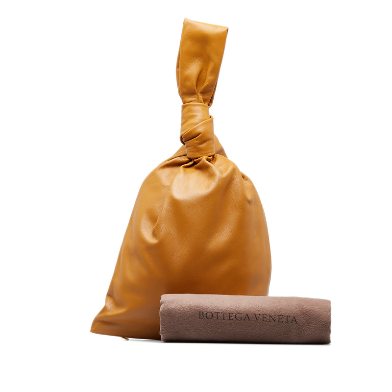 The Twist - Image 11