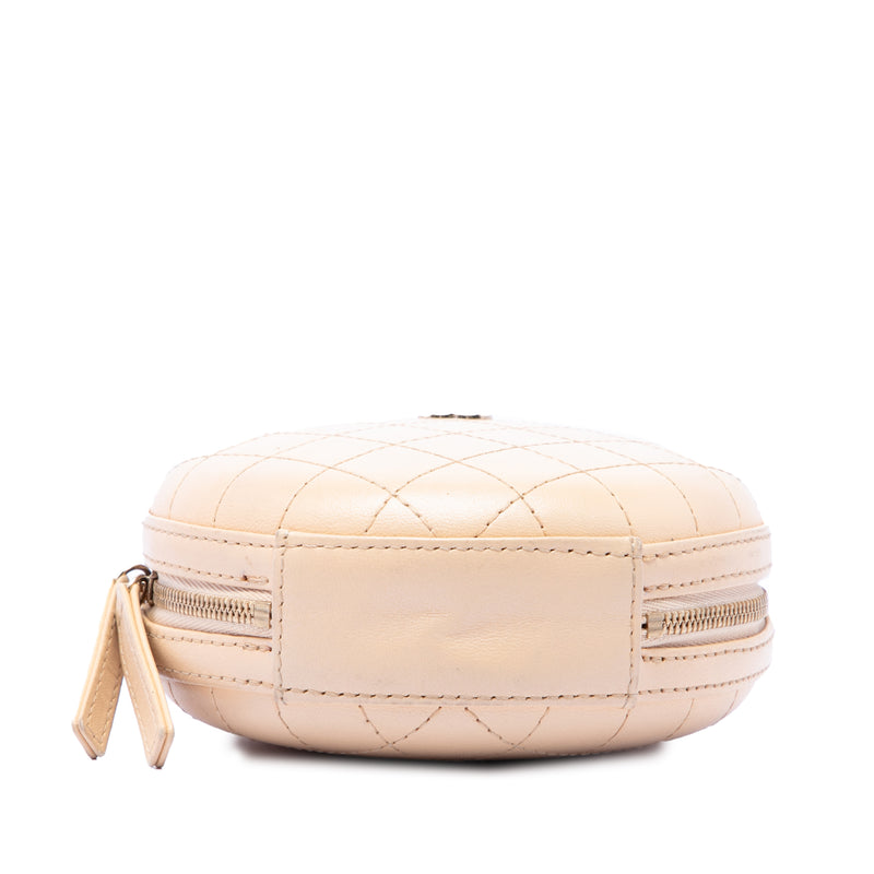 Stitched Calfskin Logo Strass and Pearl Chain Round Crossbody - Image 3