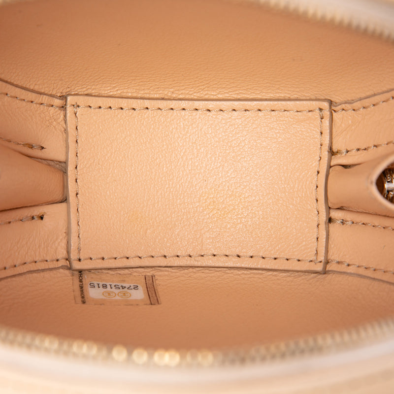 Stitched Calfskin Logo Strass and Pearl Chain Round Crossbody - Image 4
