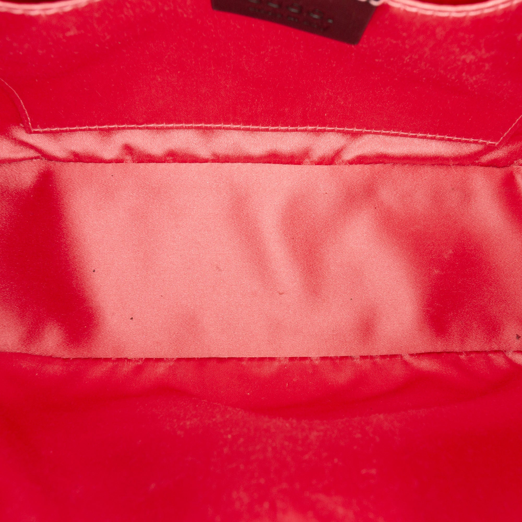 Small GG Marmont Matelasse Velvet Crossbody - Image 4