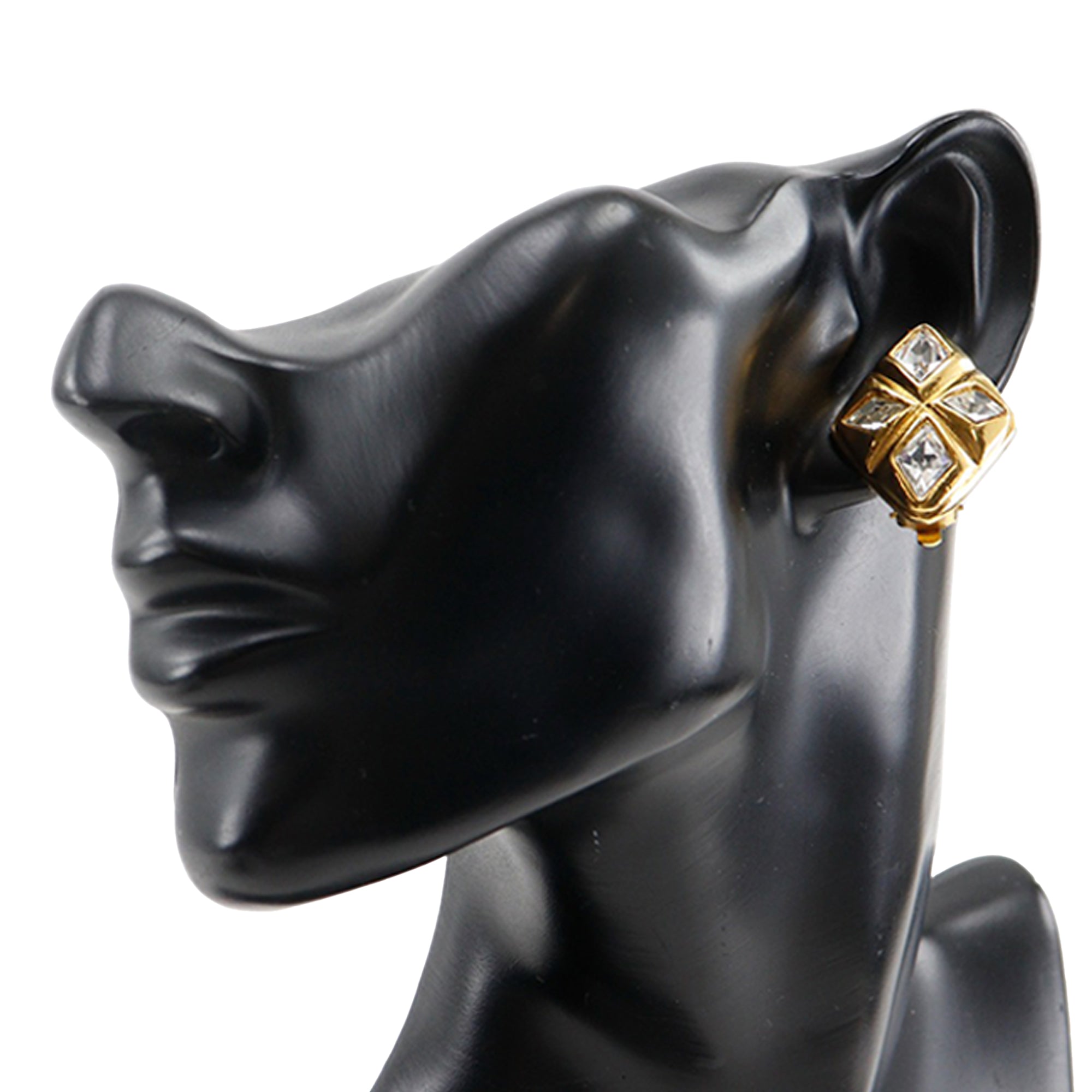 Gold Plated Strass Diamond Shape Clip On Earrings - Image 12