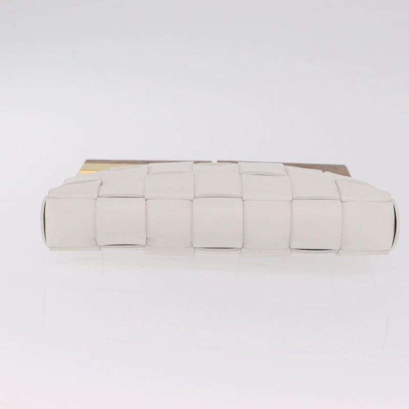 Bottega Veneta The Snap Clutch Maxi Intrecciato Leather With Wood And Metal White