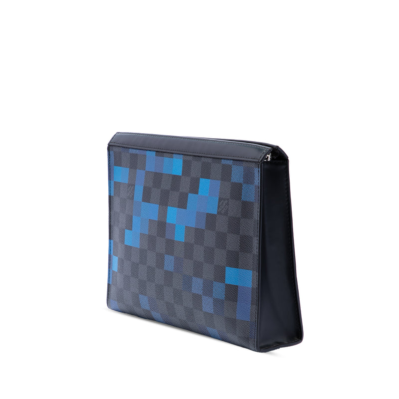 Damier Graphite Pixel Pochette Voyage MM - Image 2