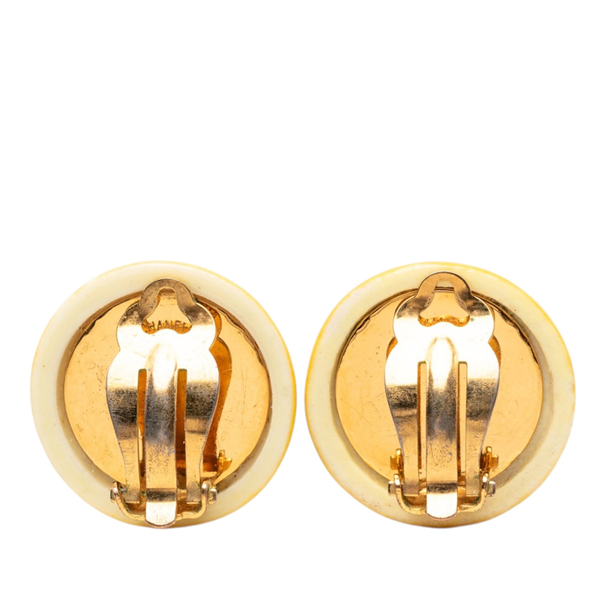 CC Resin Round Clip On Earrings - Image 2