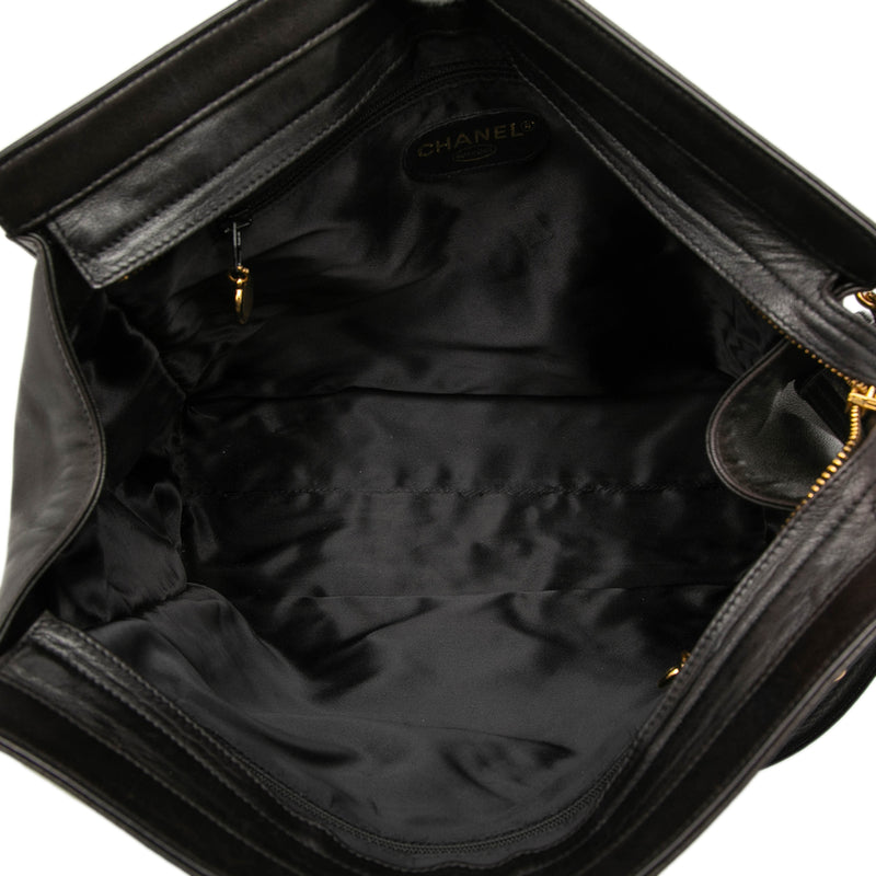 CC Caviar Chain Tote - Image 4