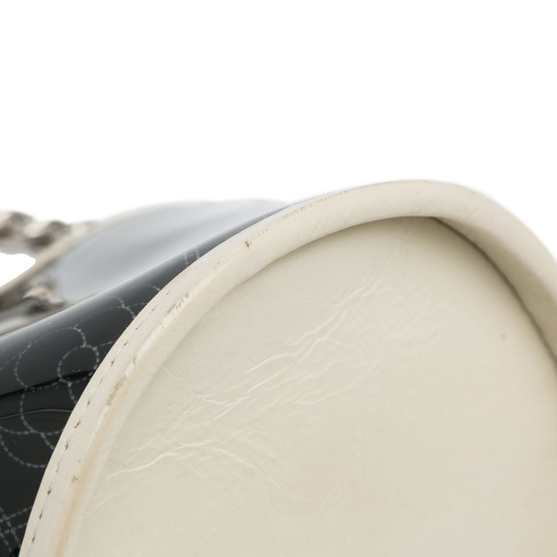 Crumpled Calfskin PVC Camellia Bucket - Image 10