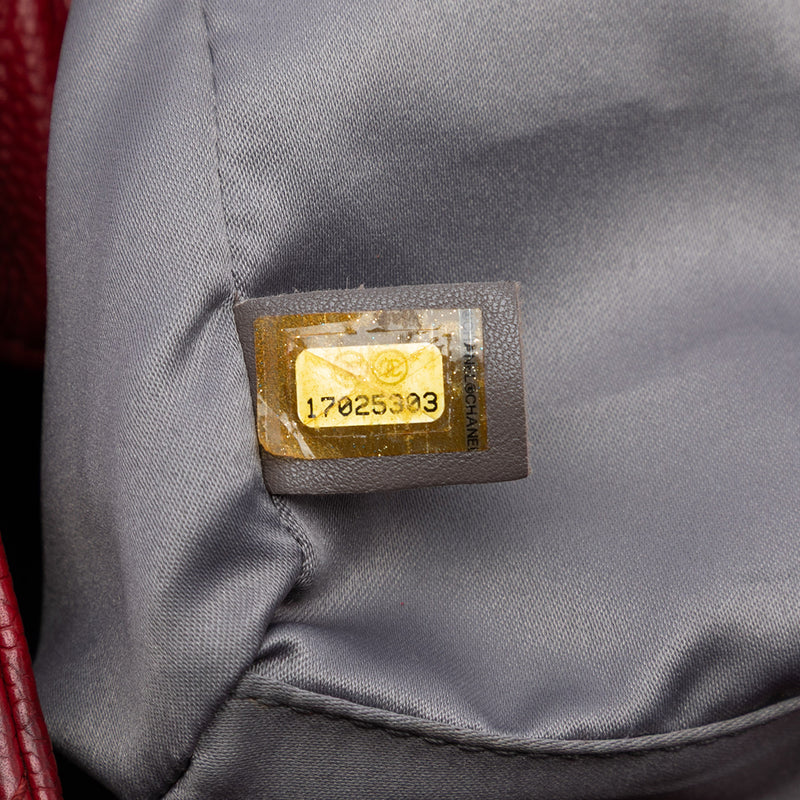 Caviar Vertical Grand Shopping Tote - Image 5