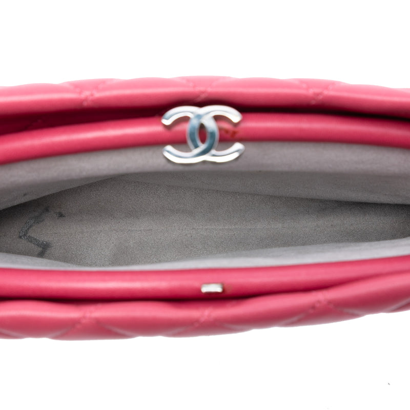 Quilted Lambskin Kiss Lock Clutch - Image 4