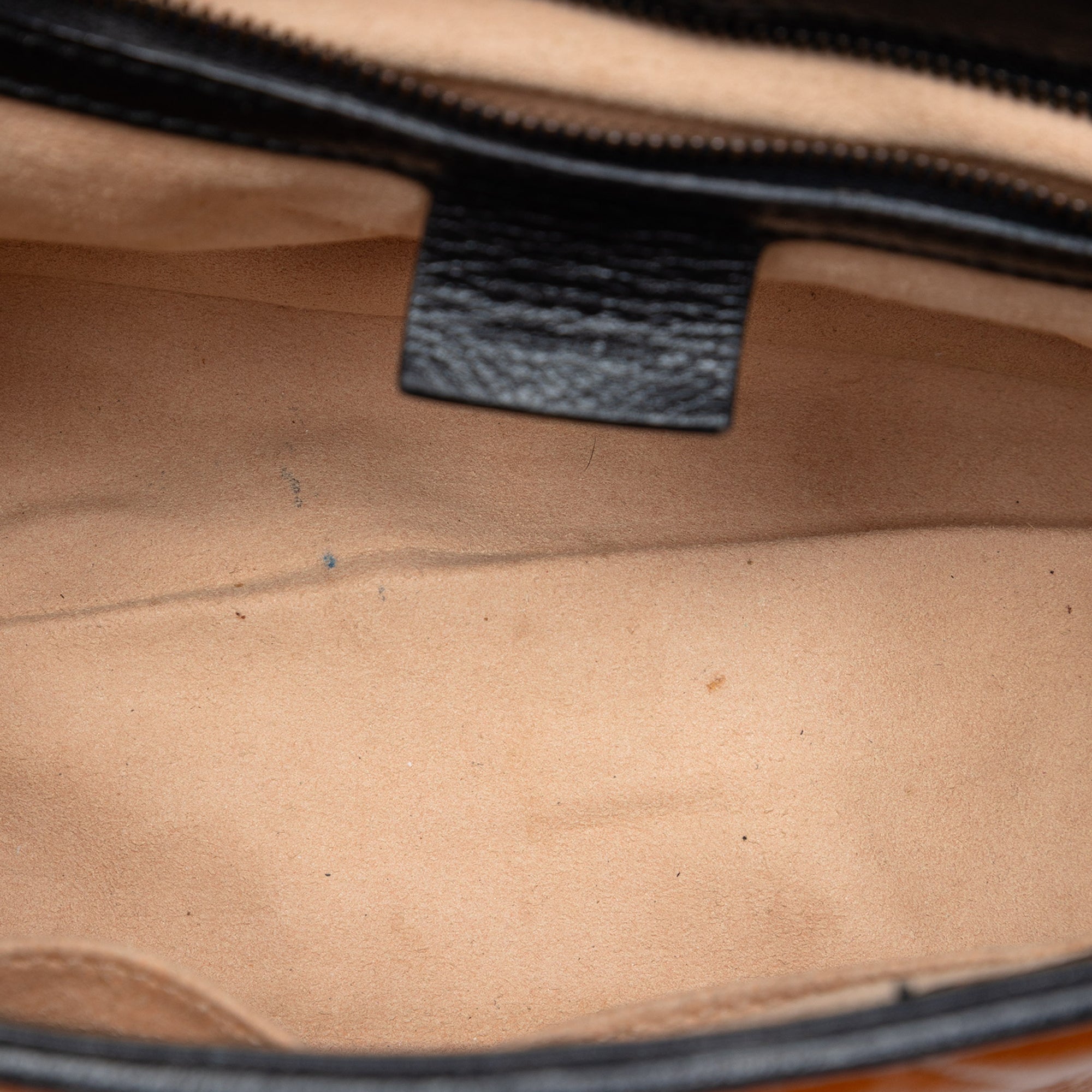 Small GG Marmont Matelasse Leather Torchon Top Handle Bag - Image 4