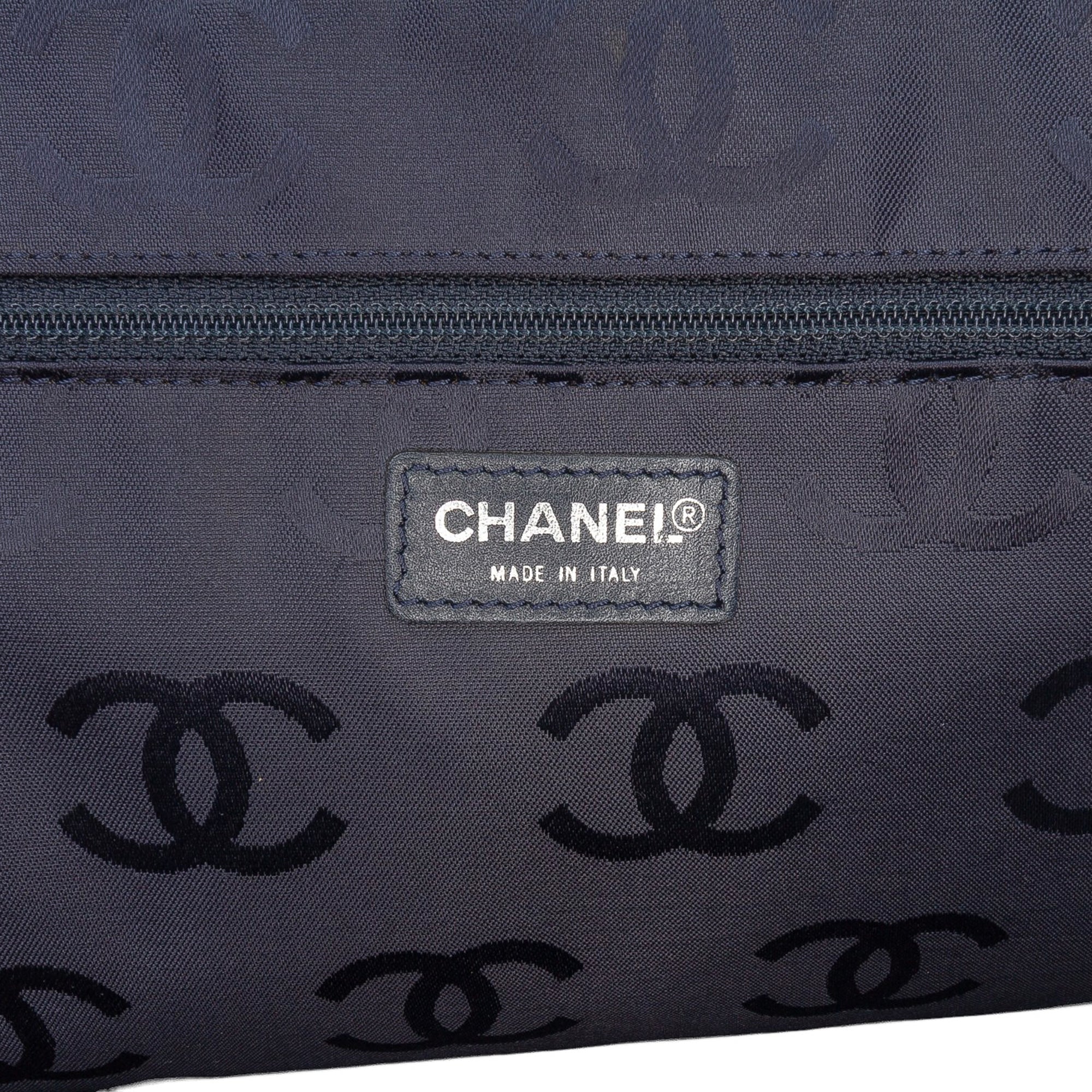 CC Denim Travel Bag - Image 7