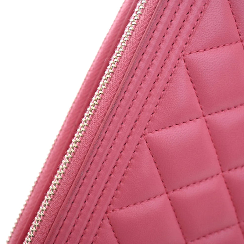 Quilted Lambskin Boy Double Zip Wallet On Chain - Image 14