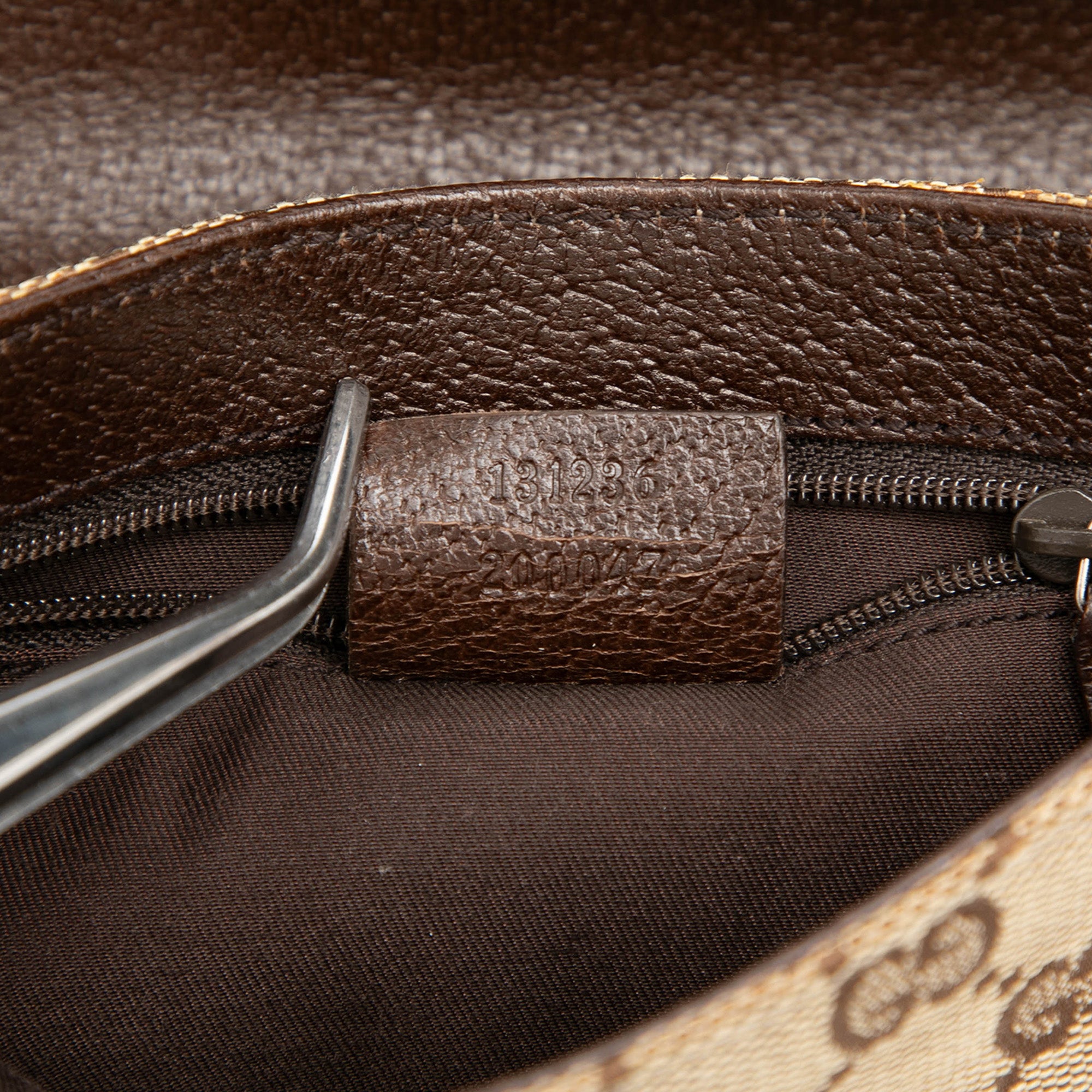 GG Canvas Belt Bag - Image 6