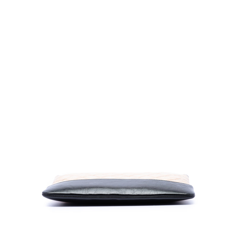 Medium Aged Calfskin Gabrielle O Case Clutch - Image 3