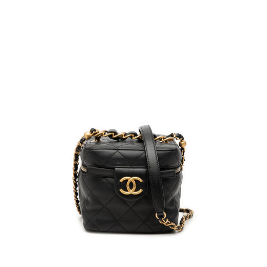 Small Quilted Calfskin Chain Bar Vanity Case with Chain - Image 1