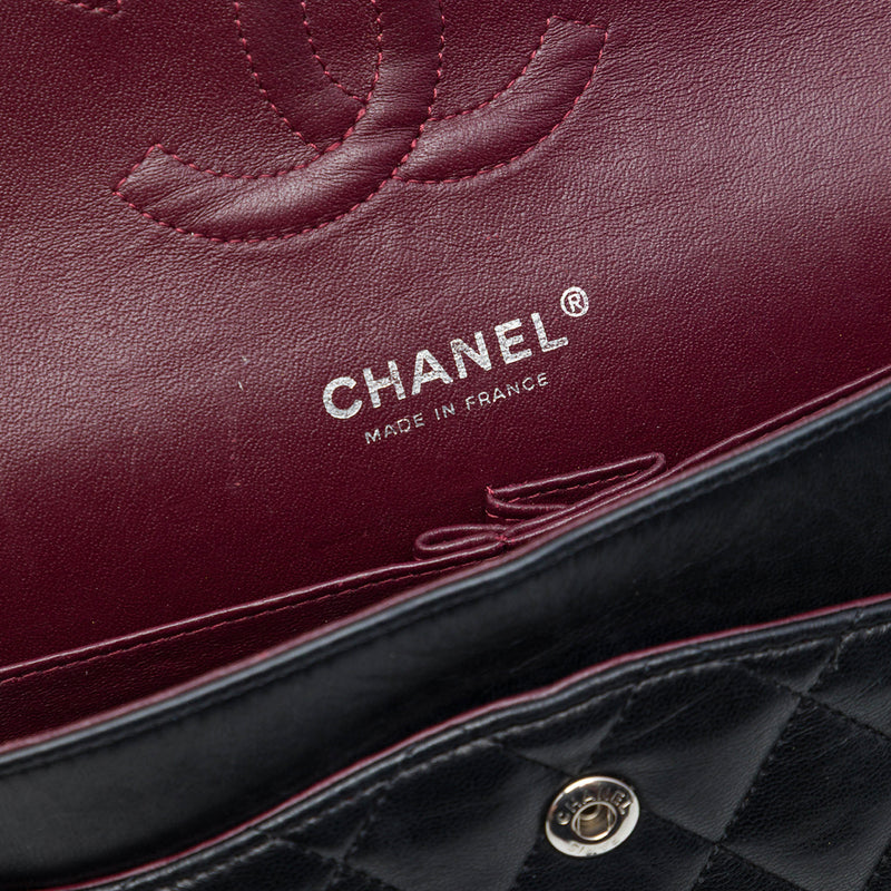Medium Classic Lambskin Double Flap - Image 5