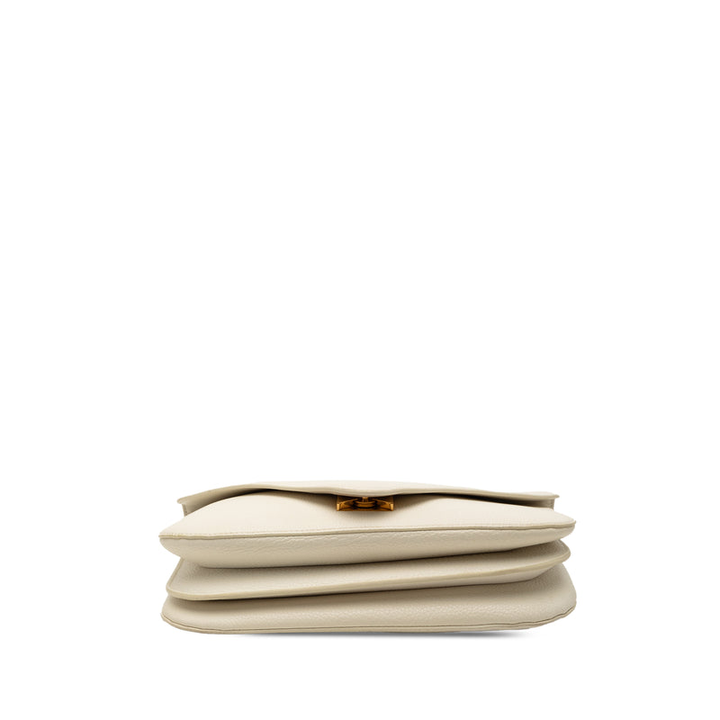 Medium Leather Mount Envelope Chain Bag - Image 3