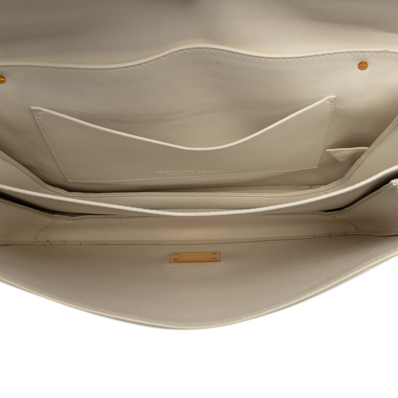 Medium Leather Mount Envelope Chain Bag - Image 4