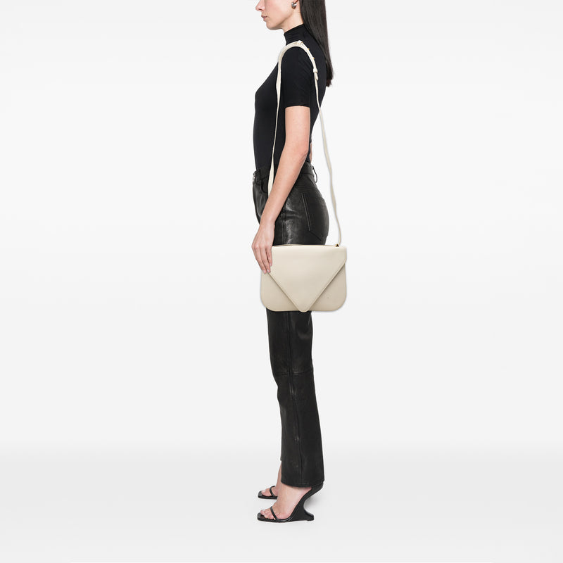 Medium Leather Mount Envelope Chain Bag - Image 7