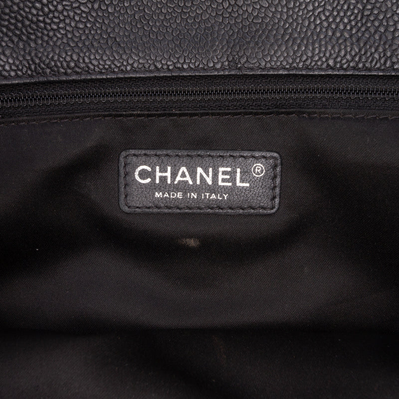 Caviar Grand Shopping Tote - Image 5